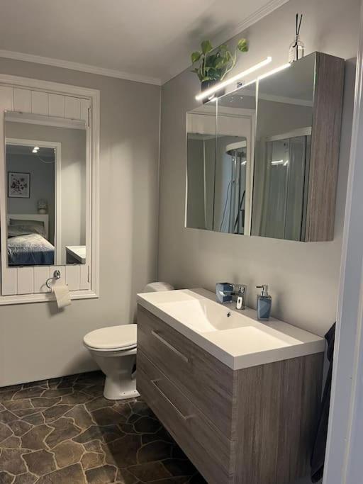 Cozy Ground Floor Apartment Tromsø Kültér fotó